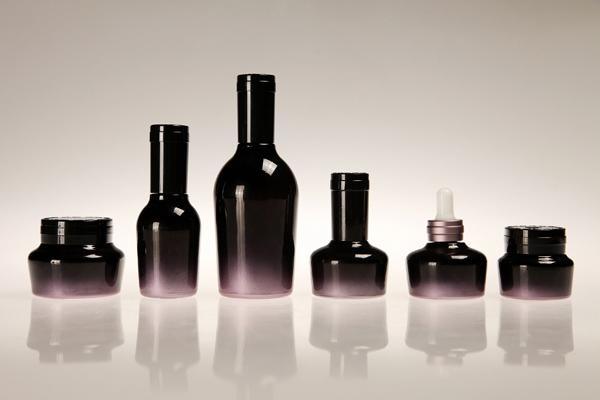 半亩花田这个品牌的化妆品好不好用，大家都有怎样的评价呢？